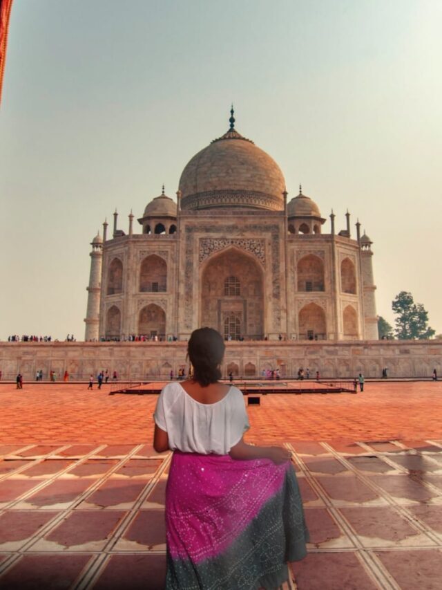 7 Popular Places to Visit in Agra, India