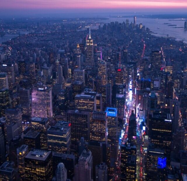cropped-Manhattan-New-York.jpeg