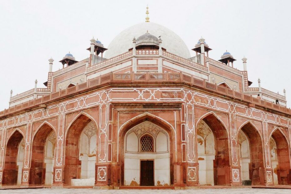 7 Historical Monuments of Medieval India