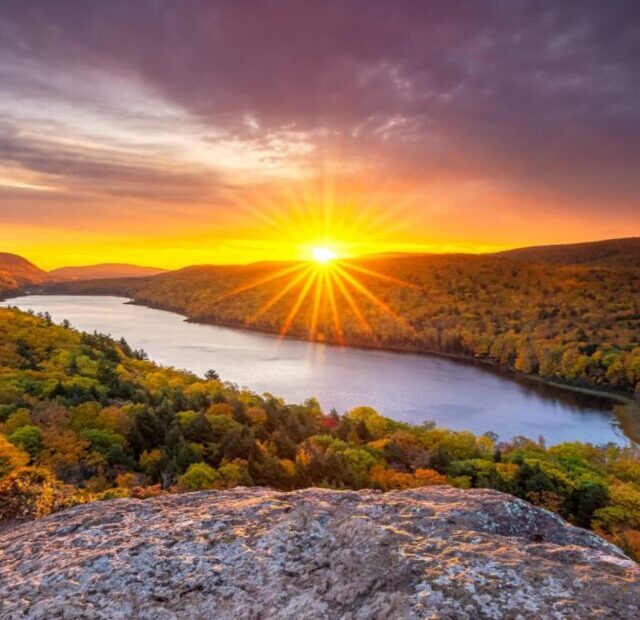 cropped-Michigan-United-States.jpeg