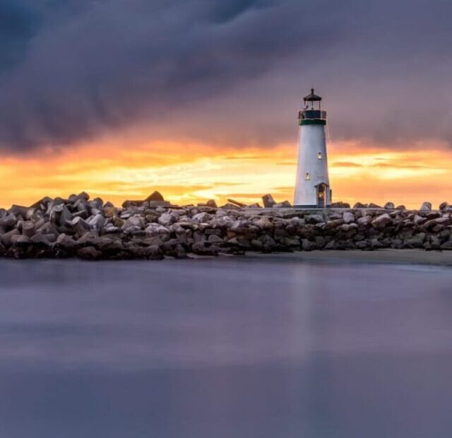 cropped-Lighthouse-in-Santa-Cruz-California.jpeg