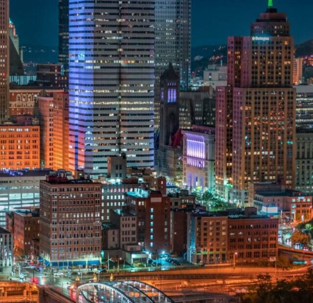 cropped-Pittsburgh-Pennsylvania-at-night.jpeg