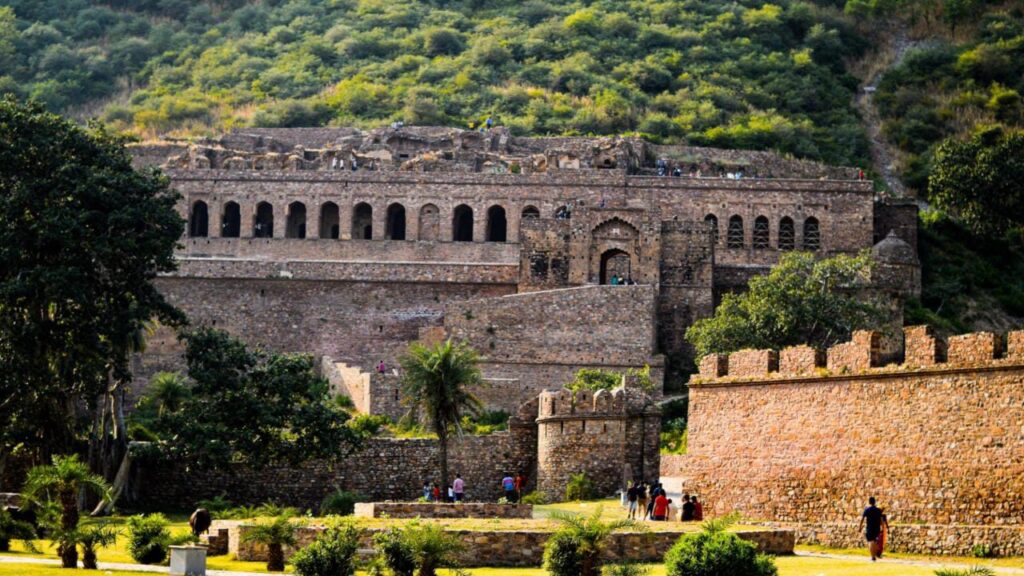 6 Spooky Ghost Towns in India that You Must Visit