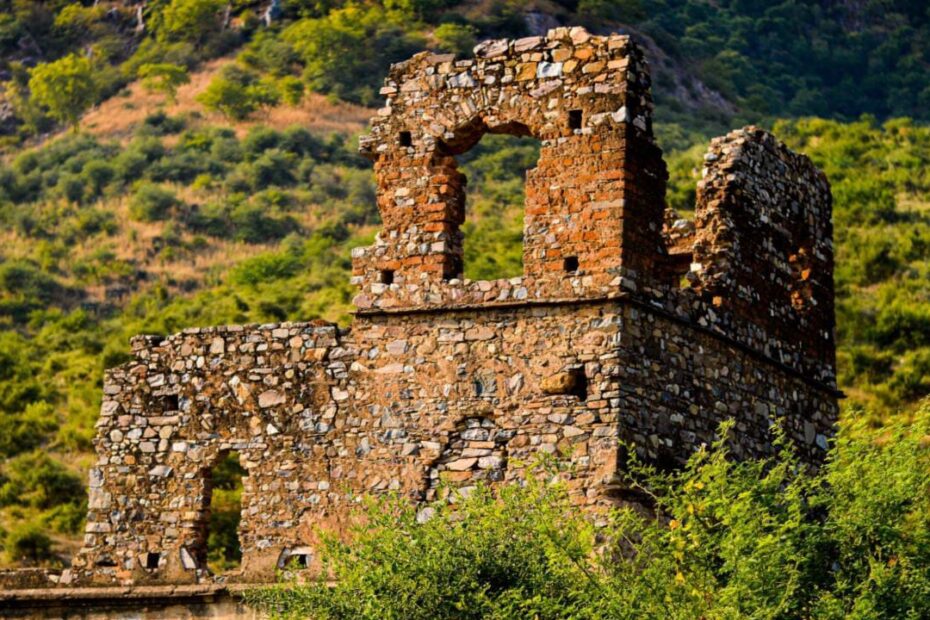 6 Spooky Ghost Towns in India that You Must Visit