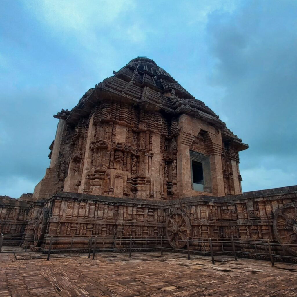 6 Famous Temples that You can Visit in Odisha, India