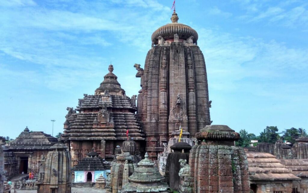 6 Famous Temples that You can Visit in Odisha, India