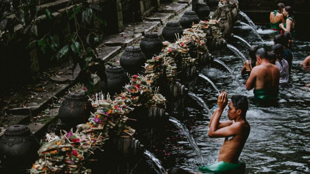 Top 9 Romantic Couple Activities To Do In Bali (Indonesia)