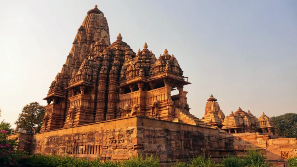 Top 8 Places to Visit in Madhya Pradesh, India