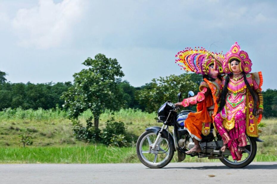 5 Traditional Folk Dances of West Bengal, India