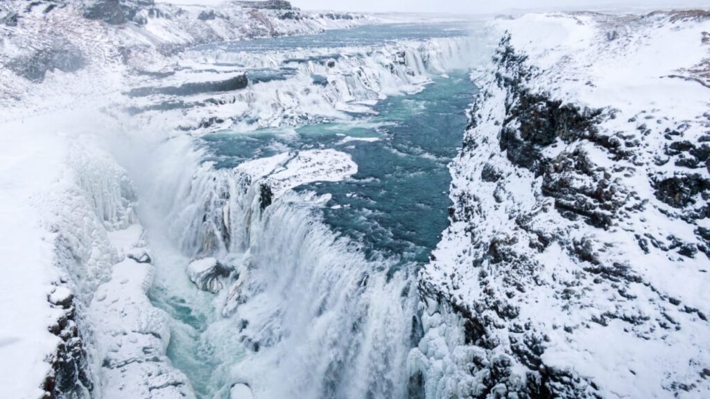 Top 10 Mesmerizing Waterfalls to Visit in Iceland