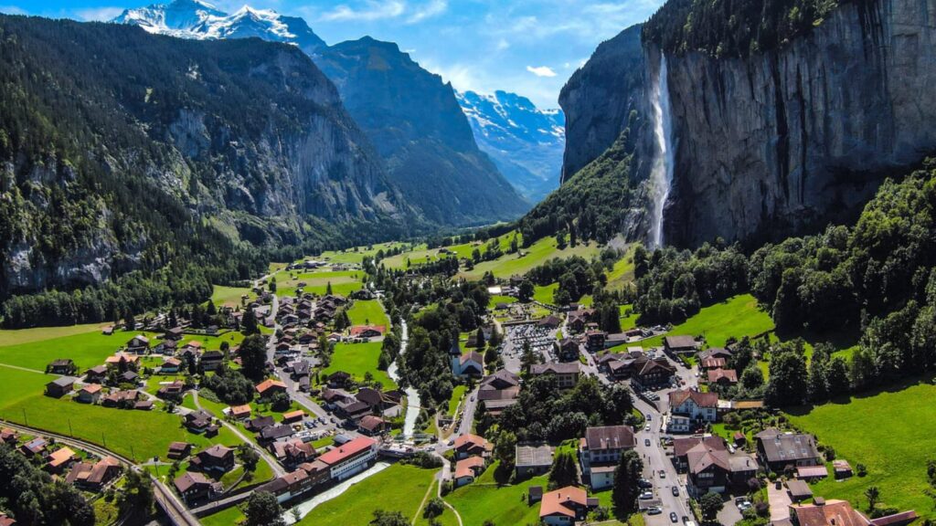 Top 9 Beautiful Villages and Small Towns to Visit in Switzerland