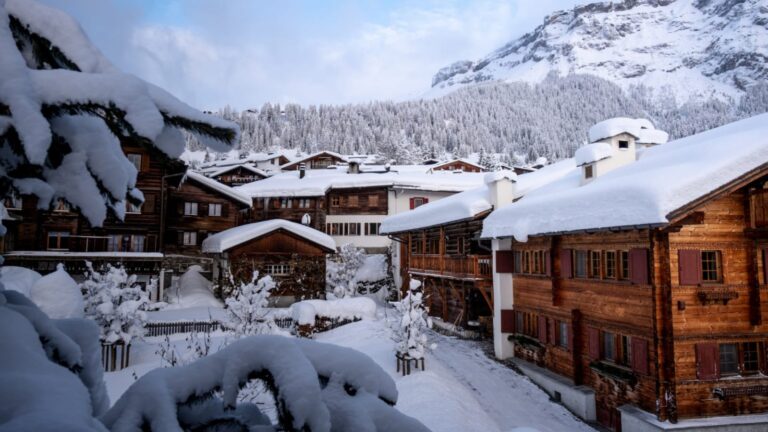 Top 9 Beautiful Villages and Small Towns to Visit in Switzerland 1 Top 9 Beautiful Villages and Small Towns to Visit in Switzerland