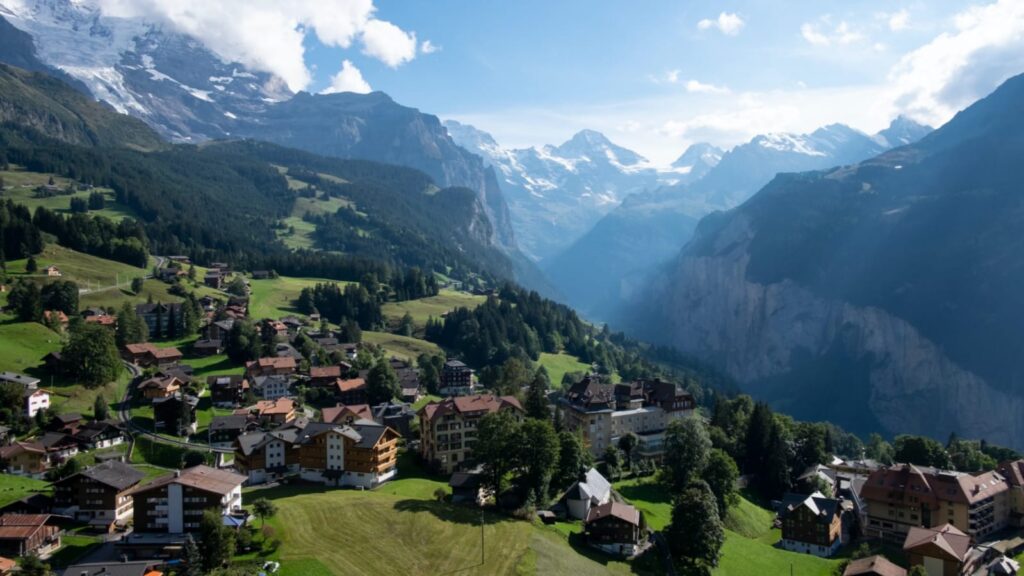 Top 9 Beautiful Villages and Small Towns to Visit in Switzerland