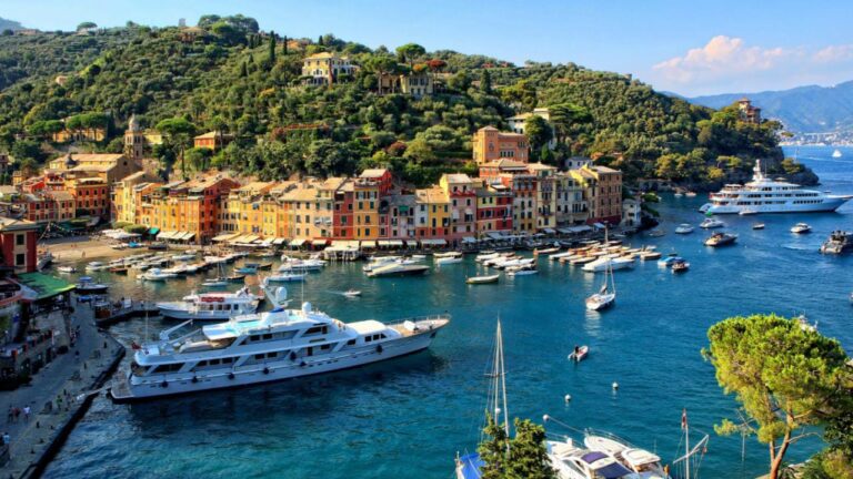 Top 8 Beautiful Villages and Small Towns to Visit in Italy 1 Top 8 Beautiful Villages and Small Towns to Visit in Italy
