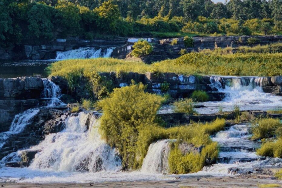 6 Beautiful Waterfalls To Visit Near Ranchi, Jharkhand