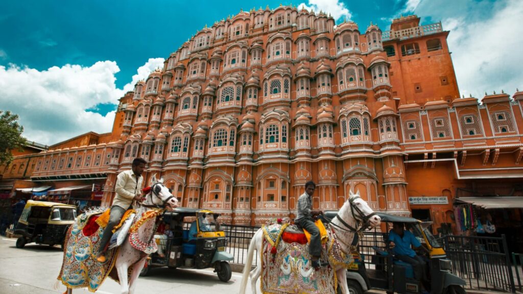 Top 8 Historical Places To Visit In Rajasthan (India)