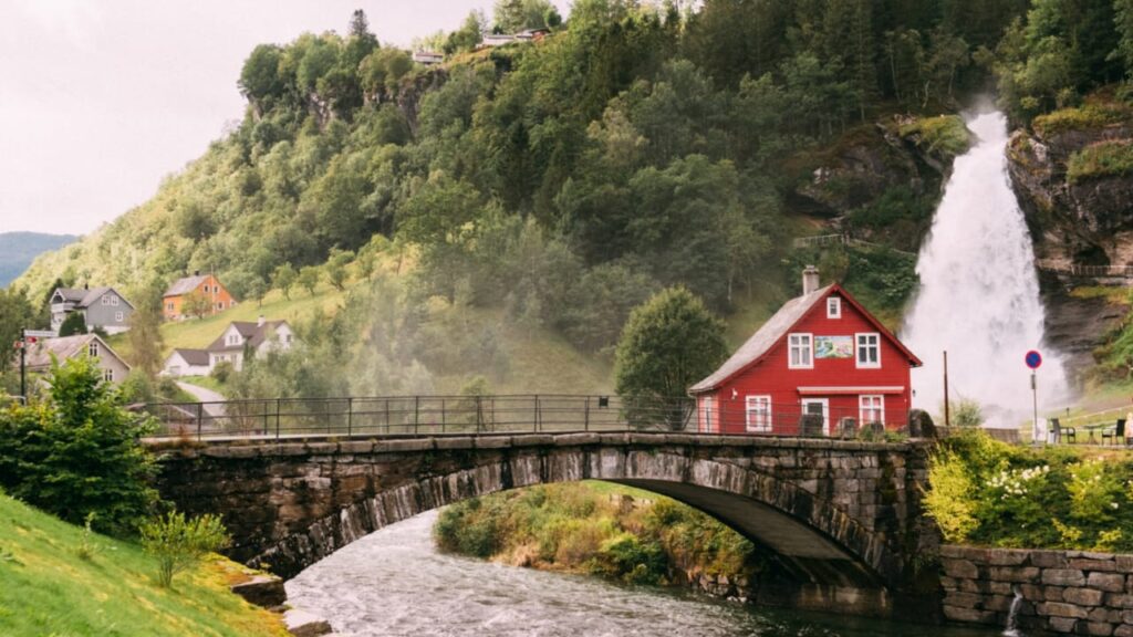 6 Majestic Waterfalls To Visit In Norway