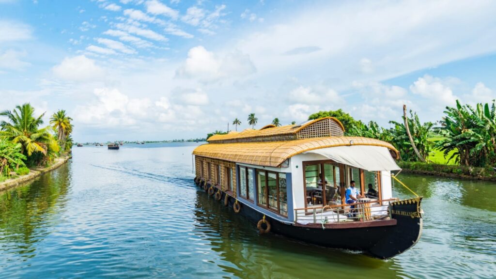 13 Romantic Couple Activities To Do In Kerala (India)