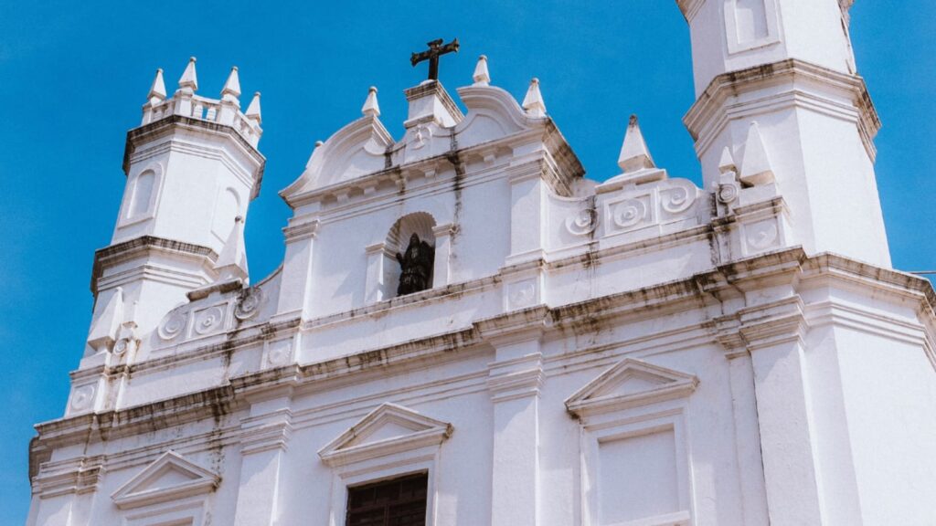 Top 6 Famous Churches In Goa That You Must Visit
