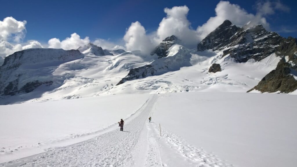 Top 8 Things To Do In Interlaken (Switzerland) During Winter