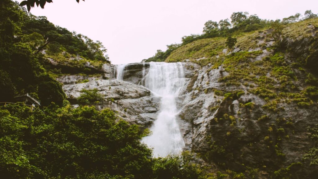 Top 8 Gorgeous Waterfalls To Visit in Kerala