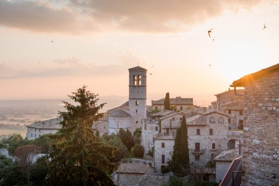 Top 6 Hilltop Towns To Visit In Italy | Best Italian Hill Stations