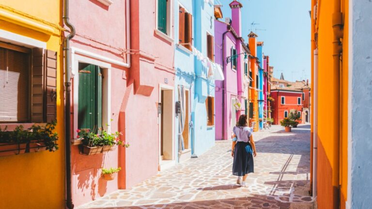 Top 8 Things to do in Burano (Venice) Italy