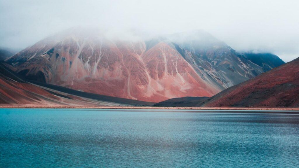 Top 6 Largest Lakes You Must Visit In India