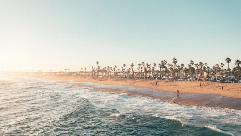 6 Must Visit Beaches Near Santa Ana (California)