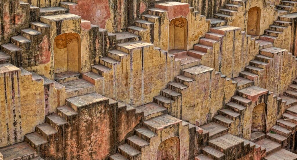 5 Famous Stepwells You Must Visit In Rajasthan (India)